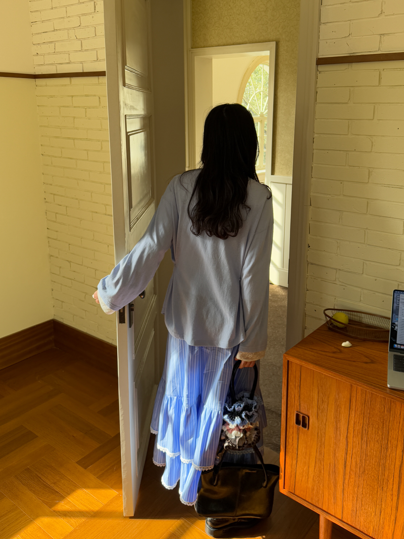 Blue Striped Lace Half Skirt - Elegant A-Line Design, Slimming Cake Style, Perfect for Beach Outings and 90s Inspired Looks Blue Striped Lace Half Skirt - Elegant A-Line Design, Slimming Cake Style, Perfect for Beach Outings and 90s Inspired Looks