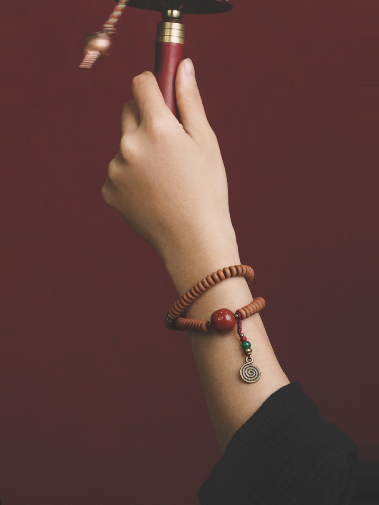 Bohemian Double Circle Sandalwood Bead Bracelet for Women & Men - Retro Ethnic Style Hand Accessory