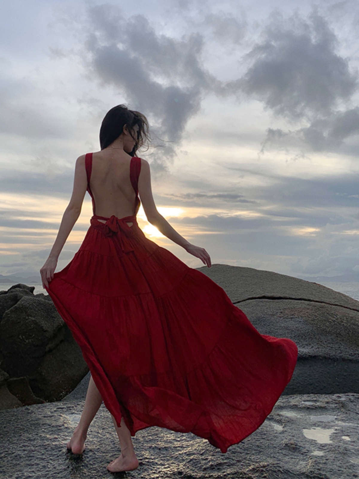 Bohemian Green Backless Long Dress for Seaside Vacation - Beachy Style Perfect for Summer and 90s Vibes Bohemian Green Backless Long Dress for Seaside Vacation - Beachy Style Perfect for Summer and 90s Vibes