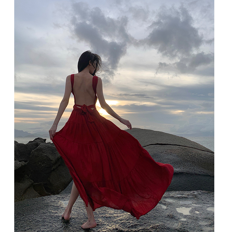 Bohemian Green Backless Long Dress for Seaside Vacation - Beachy Style Perfect for Summer and 90s Vibes