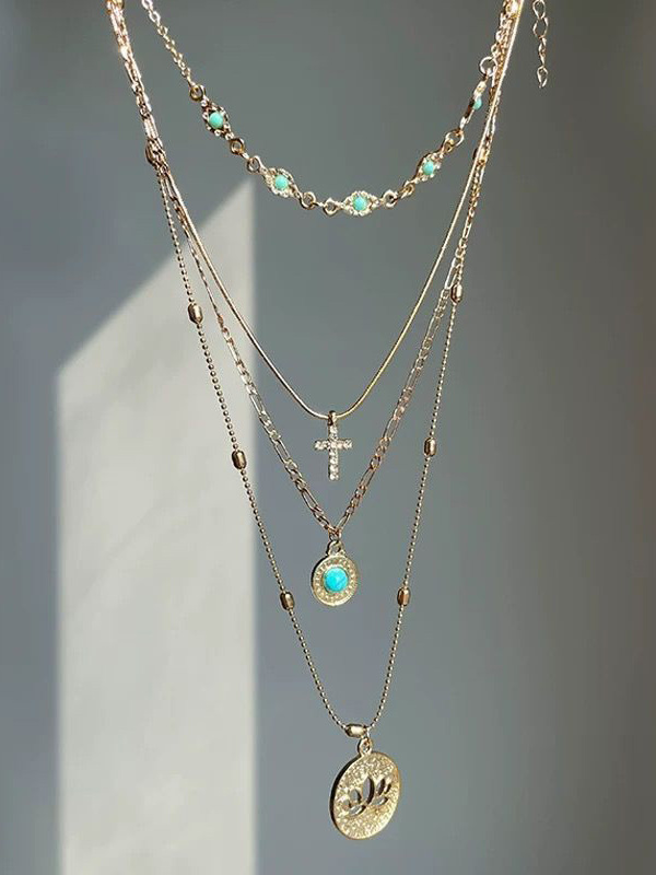 Bohemian Hollow Flower Pendant Necklace for Women, Vintage Multi-Layered Gold Chain Clavicle Accessory Bohemian Hollow Flower Pendant Necklace for Women, Vintage Multi-Layered Gold Chain Clavicle Accessory