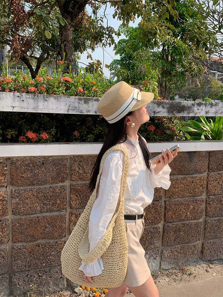 Bowknot Straw Sun Hat for Women - Versatile Duckbill Cap, Summer 2025 Style, Flattering Design for a Smaller Face Bowknot Straw Sun Hat for Women - Versatile Duckbill Cap, Summer 2025 Style, Flattering Design for a Smaller Face