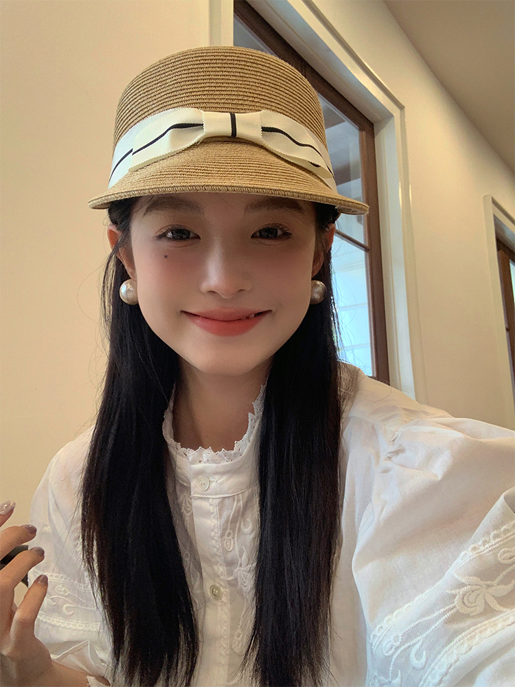 Bowknot Straw Sun Hat for Women - Versatile Duckbill Cap, Summer 2025 Style, Flattering Design for a Smaller Face Bowknot Straw Sun Hat for Women - Versatile Duckbill Cap, Summer 2025 Style, Flattering Design for a Smaller Face