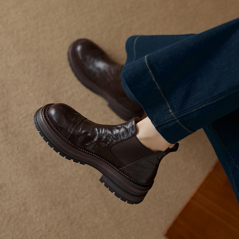 British Style Round Toe Thick-Soled Genuine Leather Elastic Ankle Chelsea Boots for Women - Versatile Comfort Footwear British Style Round Toe Thick-Soled Genuine Leather Elastic Ankle Chelsea Boots for Women - Versatile Comfort Footwear