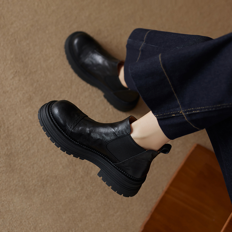 British Style Round Toe Thick-Soled Genuine Leather Elastic Ankle Chelsea Boots for Women - Versatile Comfort Footwear British Style Round Toe Thick-Soled Genuine Leather Elastic Ankle Chelsea Boots for Women - Versatile Comfort Footwear