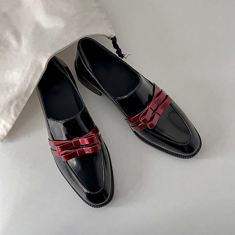 Butterfly Knot Low-Heeled Genuine Leather Slip-On Loafers for Women - Casual 90s Inspired Fashion Shoes Butterfly Knot Low-Heeled Genuine Leather Slip-On Loafers for Women - Casual 90s Inspired Fashion Shoes