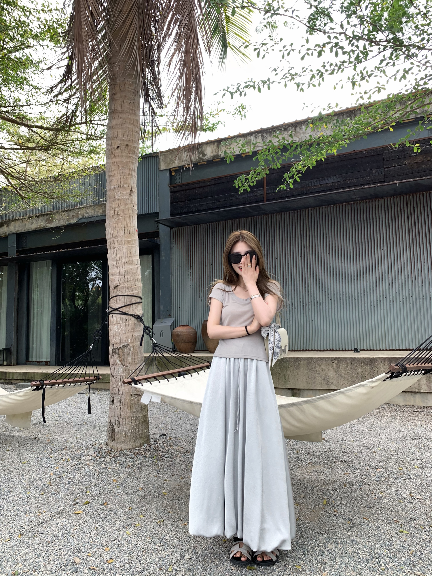 Casual Ballet Style Gathered Satin Flower Bud Half Skirt with Elastic Waist - Y2K Inspired Women's Fashion Casual Ballet Style Gathered Satin Flower Bud Half Skirt with Elastic Waist - Y2K Inspired Women's Fashion