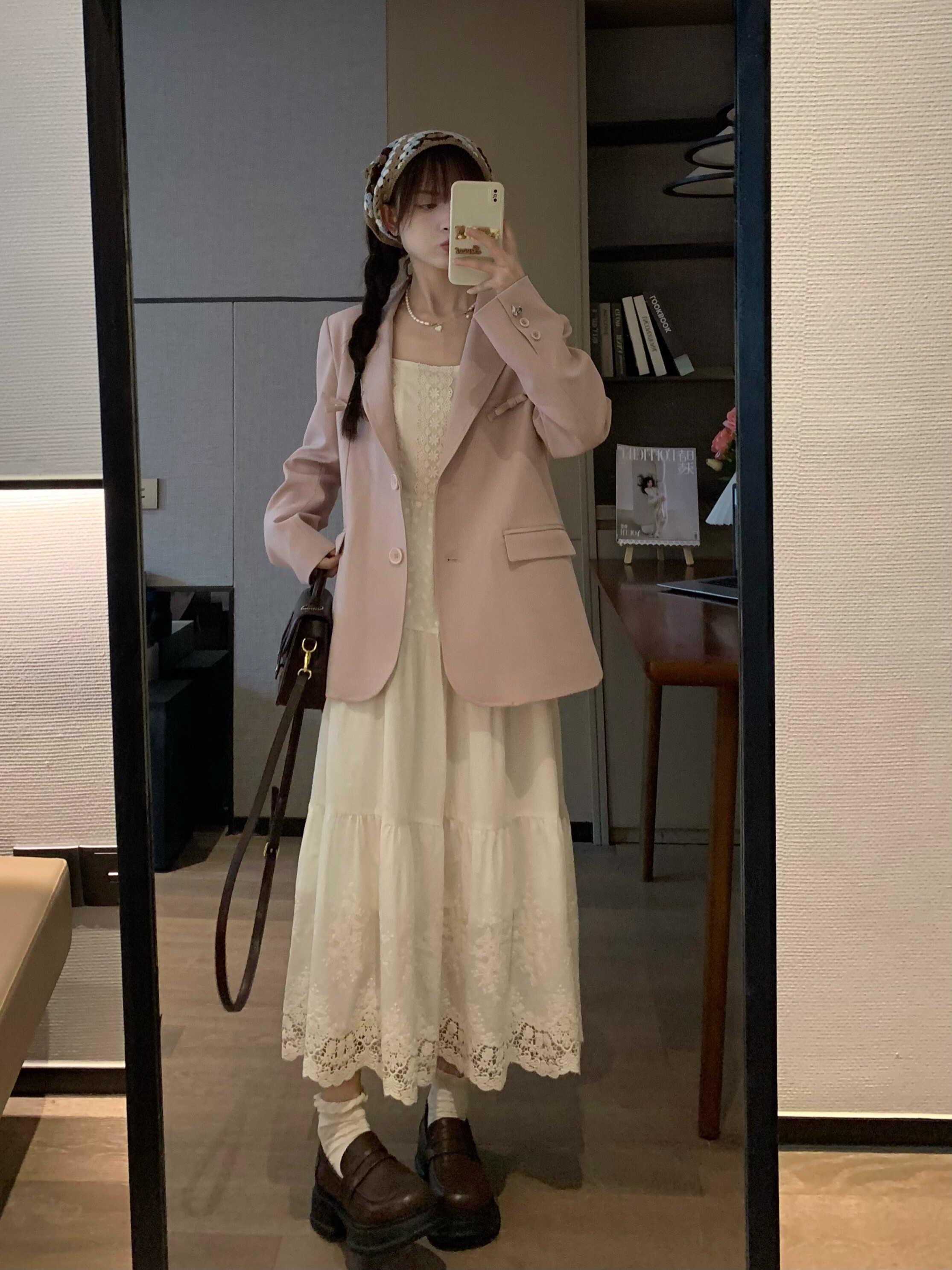 Casual Loose-Fit Mid-Length Pink Blazer for Women - Spring 2025 Slimming Silhouette Fashion Outerwear Casual Loose-Fit Mid-Length Pink Blazer for Women - Spring 2025 Slimming Silhouette Fashion Outerwear