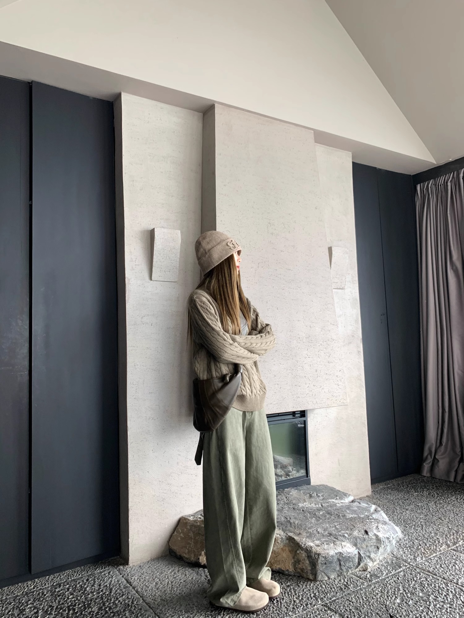 Casual Women's Loose Silhouette Pants with Waist Belt - Britney-Inspired Scythe Style for Leisure Wear Casual Women's Loose Silhouette Pants with Waist Belt - Britney-Inspired Scythe Style for Leisure Wear