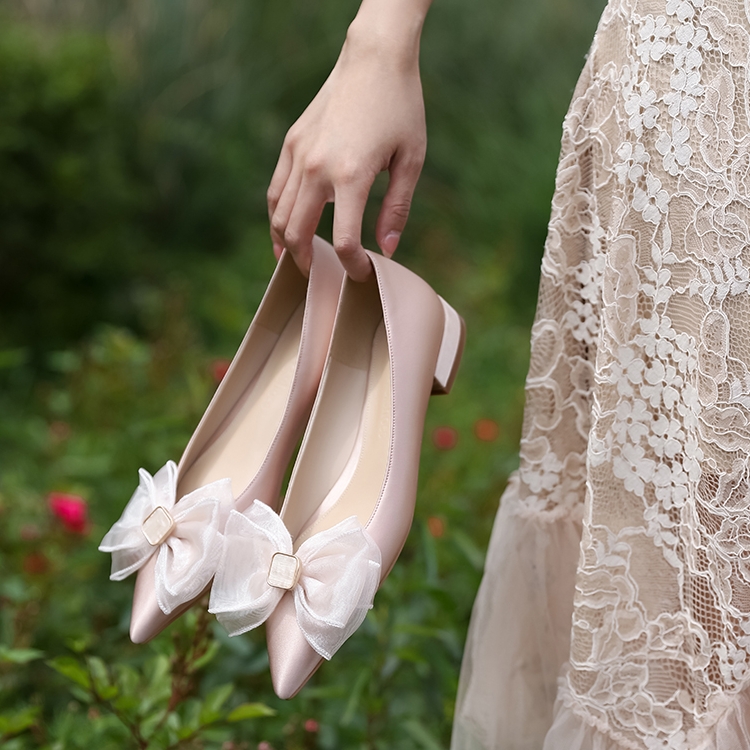 Champagne Low-Heeled Wedding Shoes for Bridesmaids, 2025 Summer Fairy Style, Comfortable Everyday Wear, Plus Size Available Champagne Low-Heeled Wedding Shoes for Bridesmaids, 2025 Summer Fairy Style, Comfortable Everyday Wear, Plus Size Available