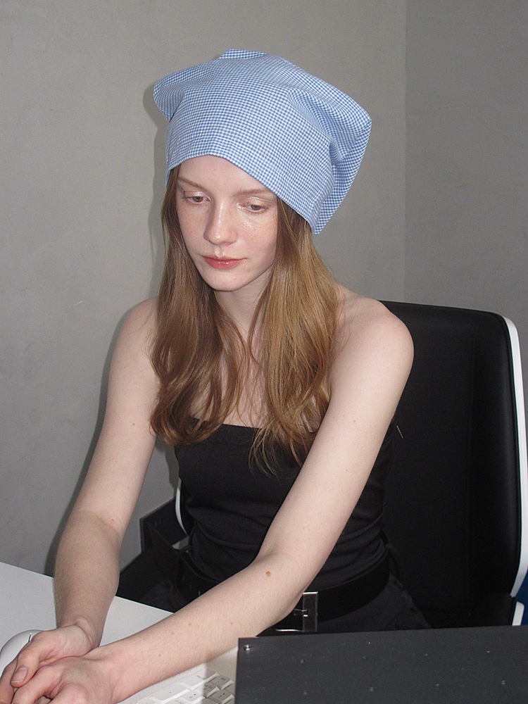 Checkered Beret Hat for Women - French Style Fluffy Foldable Hat, Versatile & Face-Enhancing for Spring Outings Checkered Beret Hat for Women - French Style Fluffy Foldable Hat, Versatile & Face-Enhancing for Spring Outings