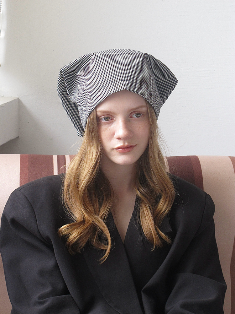 Checkered Beret Hat for Women - French Style Fluffy Foldable Hat, Versatile & Face-Enhancing for Spring Outings