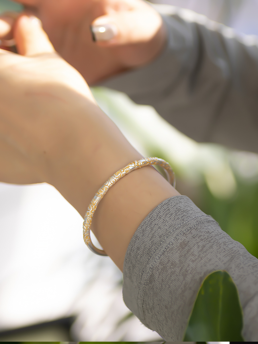 Cherry Blossom Cluster Adjustable Pure Silver 999 Gold-Plated Artistic Bracelet - Fresh National Style Gift Cherry Blossom Cluster Adjustable Pure Silver 999 Gold-Plated Artistic Bracelet - Fresh National Style Gift