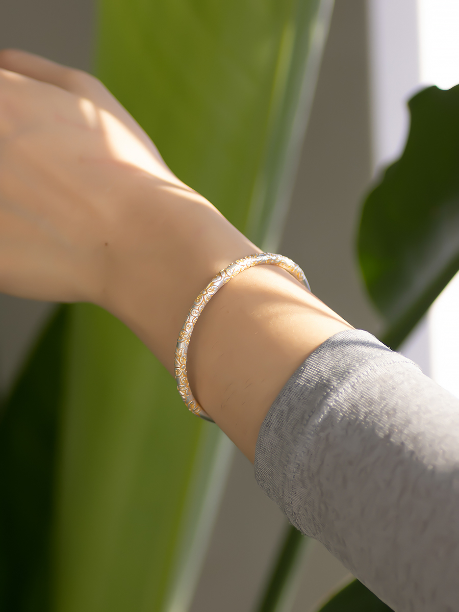 Cherry Blossom Cluster Adjustable Pure Silver 999 Gold-Plated Artistic Bracelet - Fresh National Style Gift Cherry Blossom Cluster Adjustable Pure Silver 999 Gold-Plated Artistic Bracelet - Fresh National Style Gift