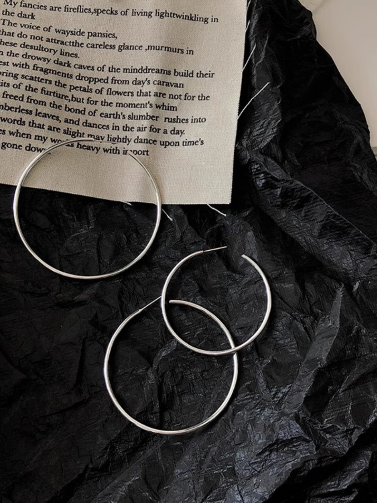 Chic 925 Sterling Silver Needle Big Hoop Earrings - European American Style Large Hoops for Elegant Ear Accessories Chic 925 Sterling Silver Needle Big Hoop Earrings - European American Style Large Hoops for Elegant Ear Accessories