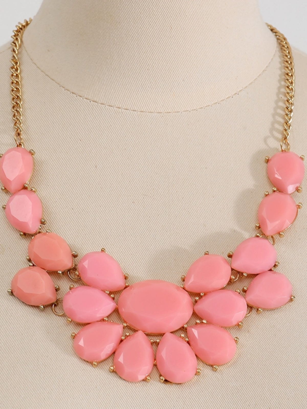 Chic Alloy Bib Necklace Sweater Chain for Women - Versatile Daily Accessory, Perfect for Layering and Everyday Style Chic Alloy Bib Necklace Sweater Chain for Women - Versatile Daily Accessory, Perfect for Layering and Everyday Style