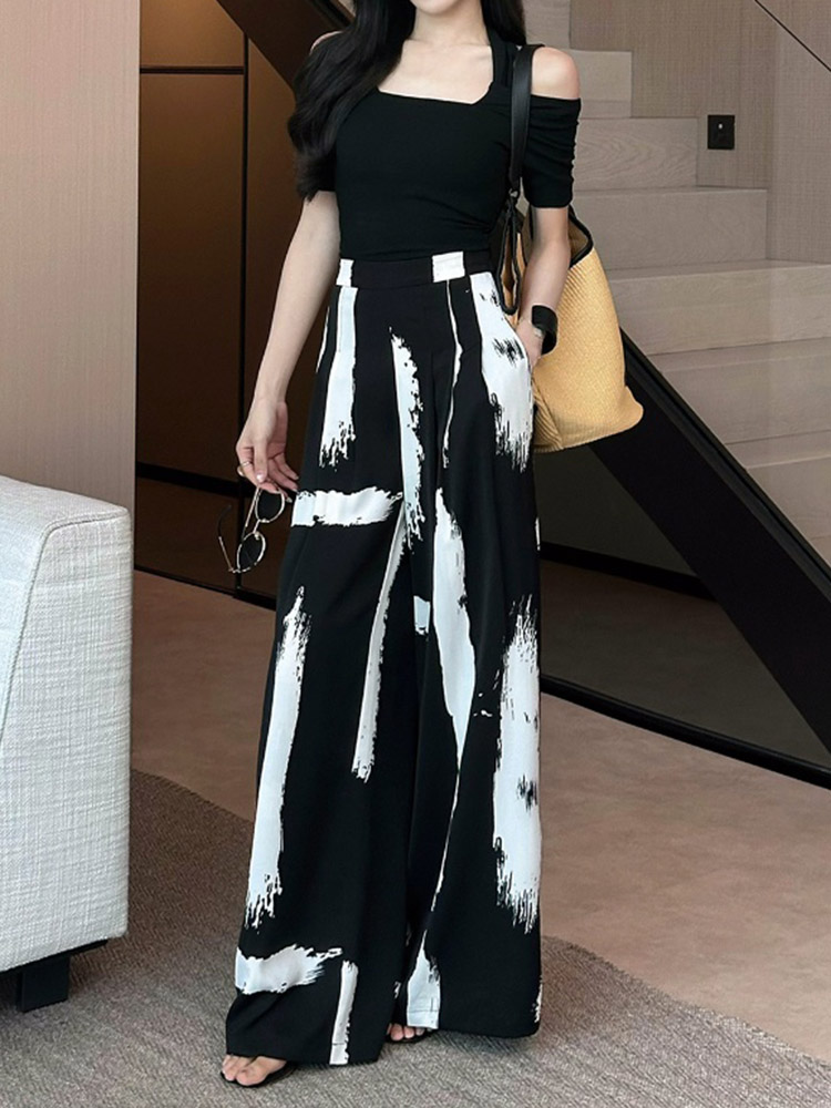 Chic Black and White Color-Block Wide-Leg Pants for Women - Stylish Slimming Floor-Length Design for Summer 2025 Fashion