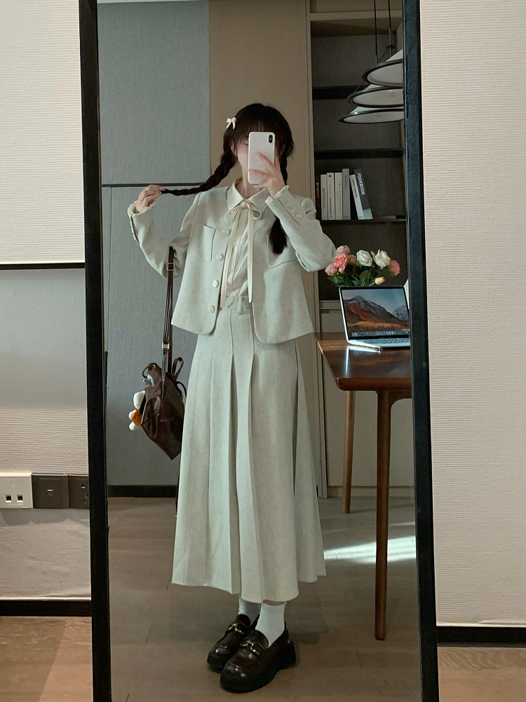 Chic French Princess Style Shirt with Bow Design - Japanese Sweet White Top for Women, Perfect for Early Spring Fashion Chic French Princess Style Shirt with Bow Design - Japanese Sweet White Top for Women, Perfect for Early Spring Fashion