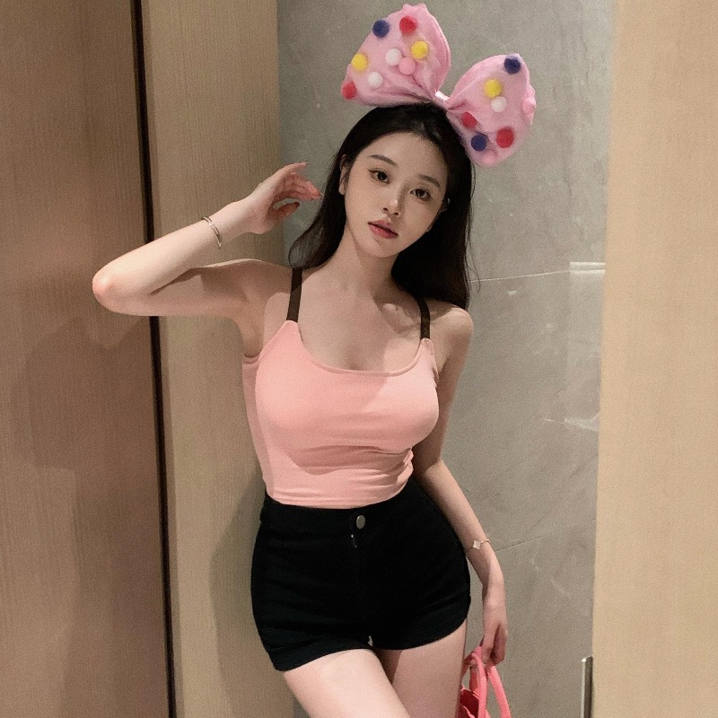 Chic Two-Piece Outfit for Petite Women - Spicy Girl Camisole and Denim Shorts Set, Trendy Summer Style