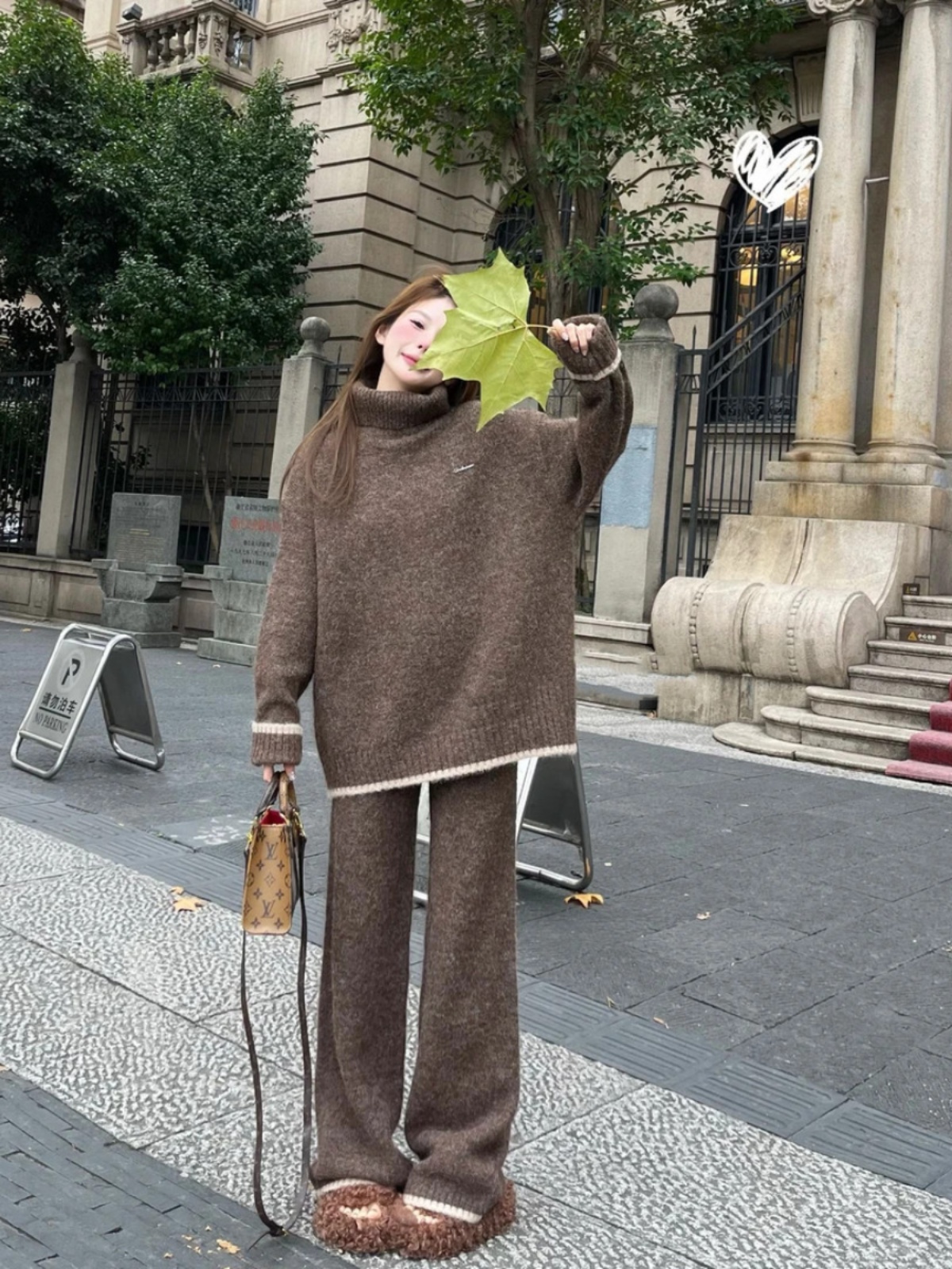 Chic Two-Piece Outfit Set for Women: Cozy Pullover Sweater & Slimming Wide-Leg Pants - Perfect for Late Autumn & Early Winter Fashion Chic Two-Piece Outfit Set for Women: Cozy Pullover Sweater & Slimming Wide-Leg Pants - Perfect for Late Autumn & Early Winter Fashion