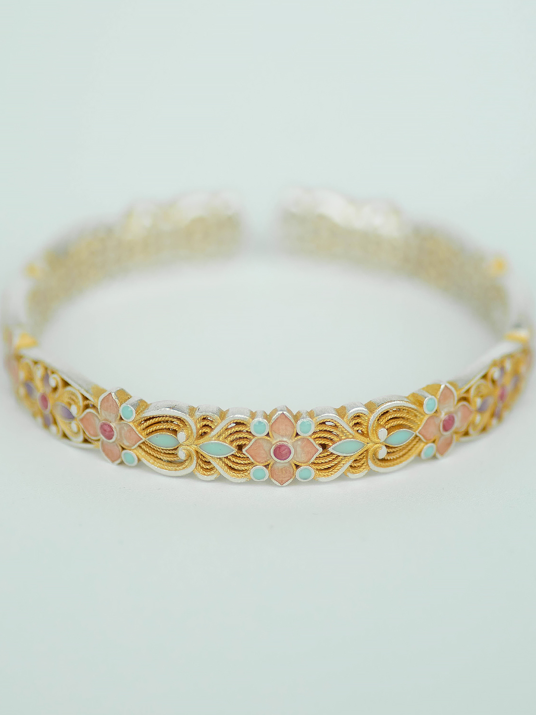 Chinese Retro Enamel Bracelet with Silver and Gold Outline - Hollow National Style Jewelry for Festivals and Artistic Gifts