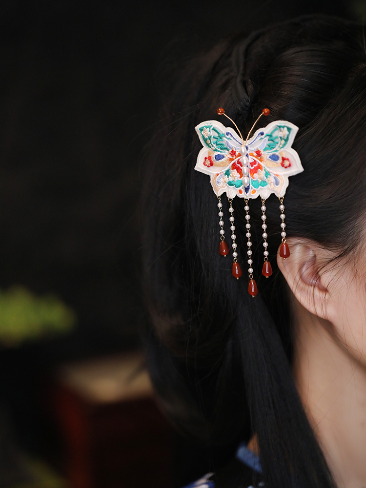 Chinese-Style Butterfly Embroidered Hair Clip with Tassels - Hanfu Headdress Side Clip for Forest Style Qipao Looks Chinese-Style Butterfly Embroidered Hair Clip with Tassels - Hanfu Headdress Side Clip for Forest Style Qipao Looks