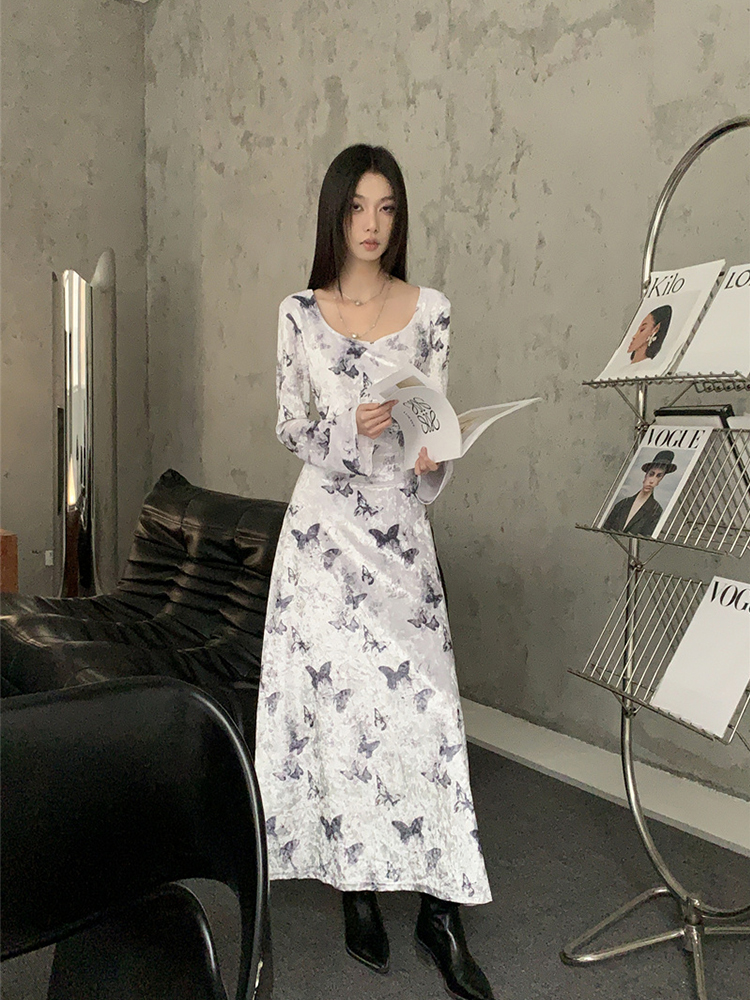 Chinese Style Butterfly Print Long Sleeve Bodycon Dress for Women - Waist-Defining Slim Fit Autumn Fashion Chinese Style Butterfly Print Long Sleeve Bodycon Dress for Women - Waist-Defining Slim Fit Autumn Fashion