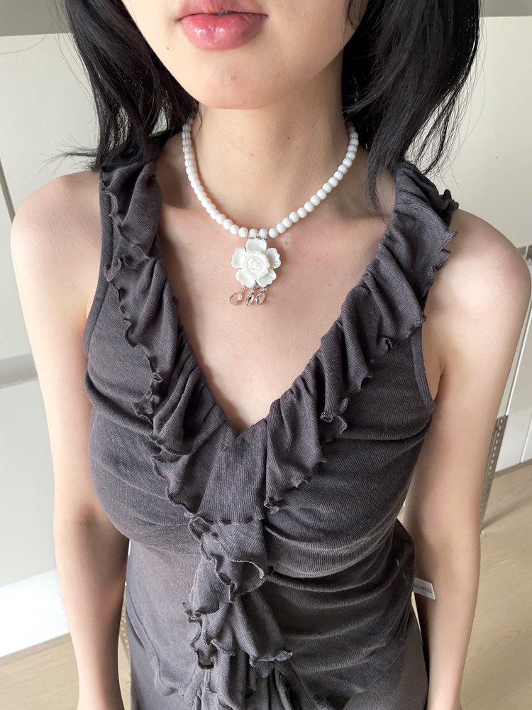 Chinese-Style Floral Shell Textured Natural Stone Necklace, Versatile Beaded Clavicle Chain for Elegant High-End Style Chinese-Style Floral Shell Textured Natural Stone Necklace, Versatile Beaded Clavicle Chain for Elegant High-End Style