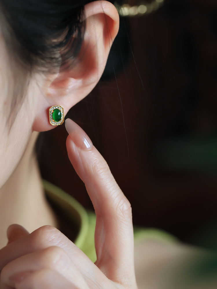 Chinese Style Ice Jade Pendant Silver Earrings for Women - Green Jade Stone, Metaphysical Wealth-Enhancing Jewelry, Elegant Design Chinese Style Ice Jade Pendant Silver Earrings for Women - Green Jade Stone, Metaphysical Wealth-Enhancing Jewelry, Elegant Design