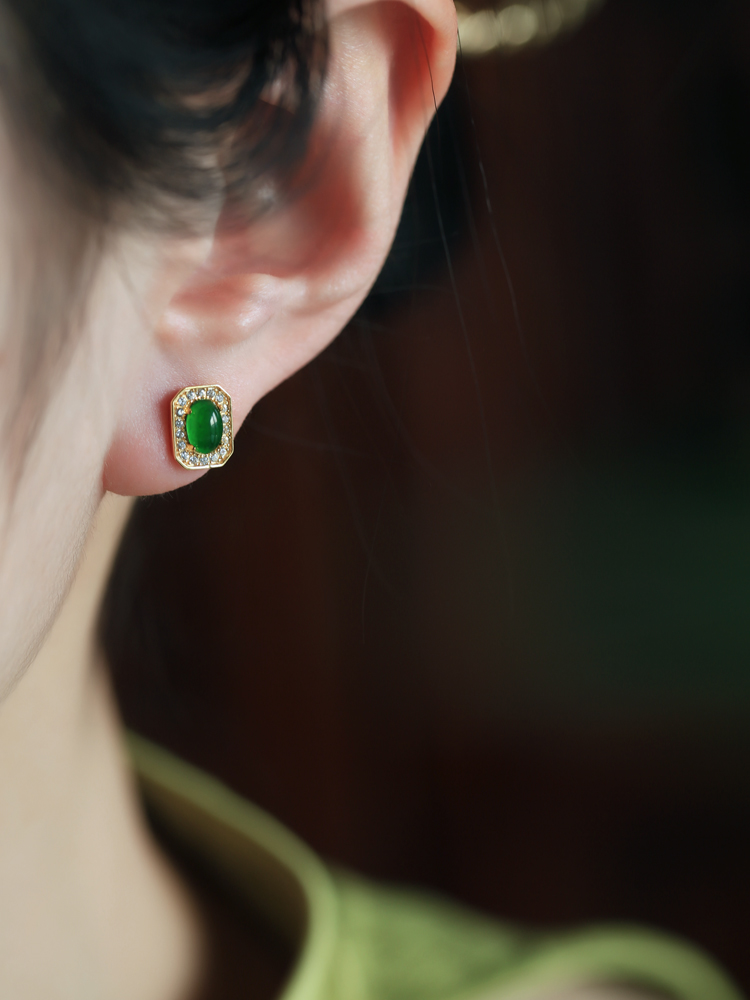 Chinese Style Ice Jade Pendant Silver Earrings for Women - Green Jade Stone, Metaphysical Wealth-Enhancing Jewelry, Elegant Design Chinese Style Ice Jade Pendant Silver Earrings for Women - Green Jade Stone, Metaphysical Wealth-Enhancing Jewelry, Elegant Design