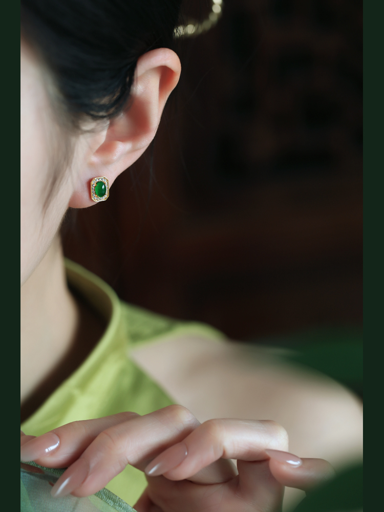Chinese Style Ice Jade Pendant Silver Earrings for Women - Green Jade Stone, Metaphysical Wealth-Enhancing Jewelry, Elegant Design Chinese Style Ice Jade Pendant Silver Earrings for Women - Green Jade Stone, Metaphysical Wealth-Enhancing Jewelry, Elegant Design