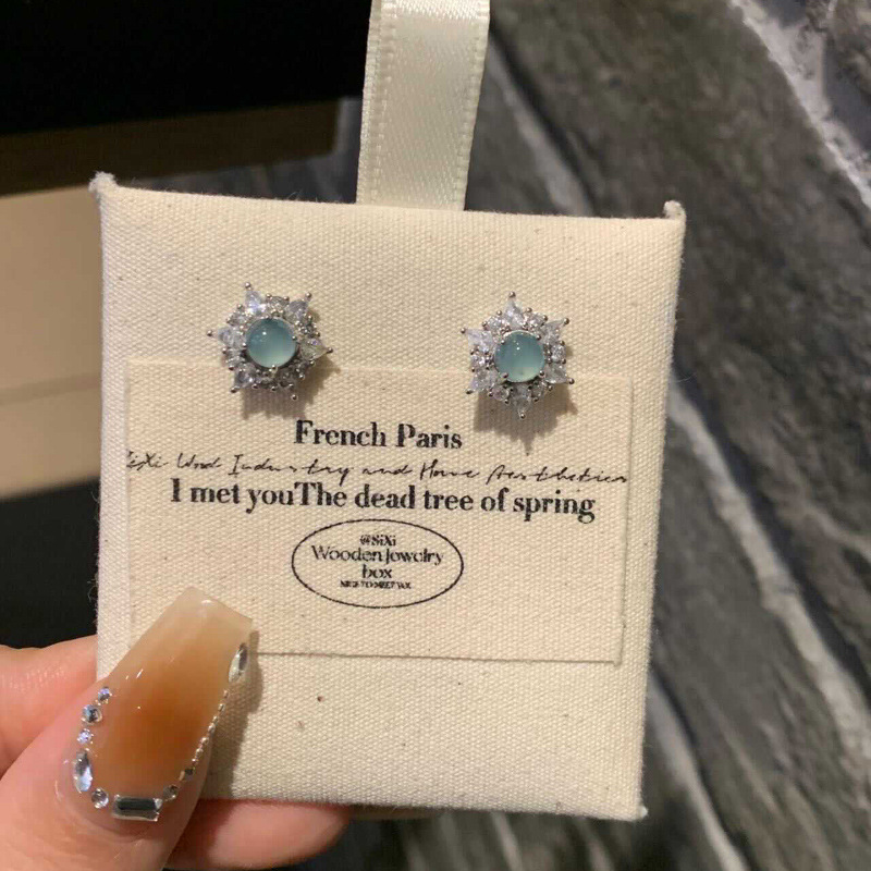 Chinese-Style Jade Earrings in Blue-Green with Sparkling Diamonds and Zirconia, Women's Versatile 2025 Fashion Jewelry Chinese-Style Jade Earrings in Blue-Green with Sparkling Diamonds and Zirconia, Women's Versatile 2025 Fashion Jewelry