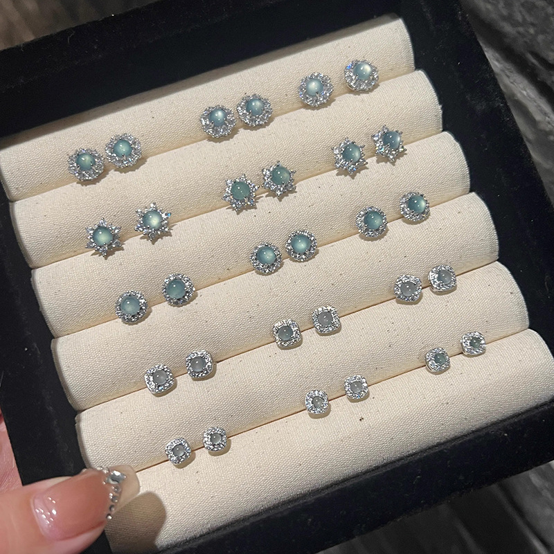 Chinese-Style Jade Earrings in Blue-Green with Sparkling Diamonds and Zirconia, Women's Versatile 2025 Fashion Jewelry Chinese-Style Jade Earrings in Blue-Green with Sparkling Diamonds and Zirconia, Women's Versatile 2025 Fashion Jewelry