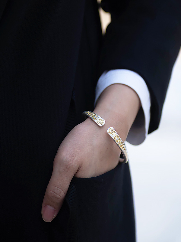 Chinese Style Lucky Cat Pure Silver 9999 Gold-Plated Cuff Bracelet for Women - Ancient Method Open Bangle Gift Chinese Style Lucky Cat Pure Silver 9999 Gold-Plated Cuff Bracelet for Women - Ancient Method Open Bangle Gift