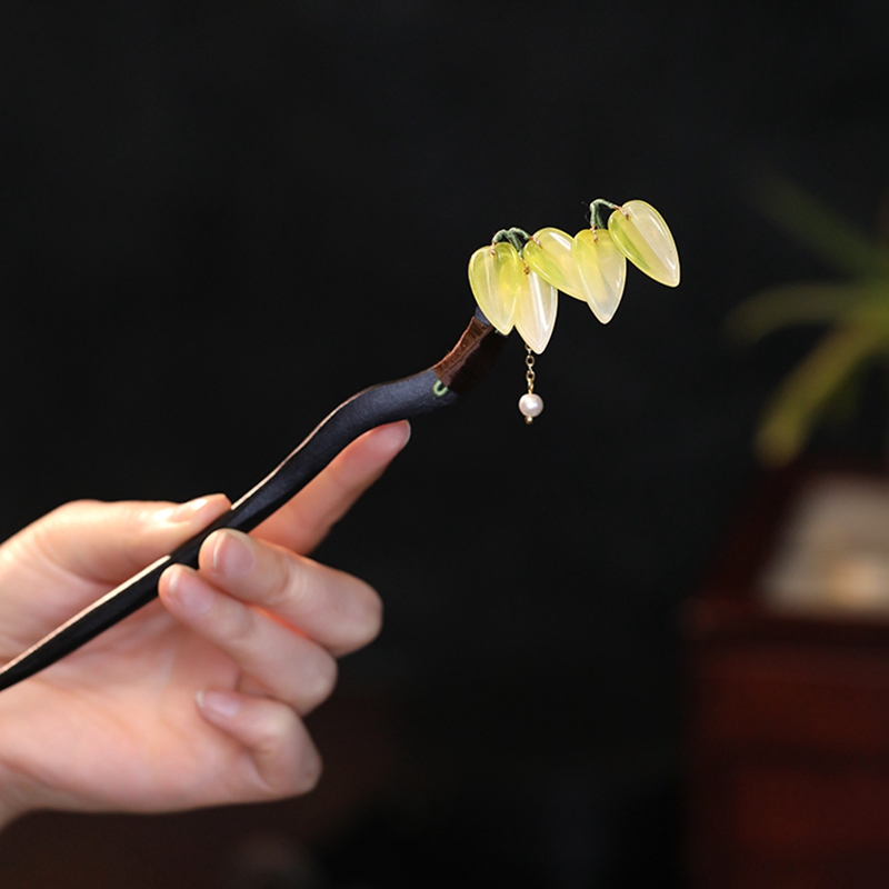 Chinese-Style Minimalist Bamboo Leaf Hairpin for Qipao & Hanfu - Versatile Ancient Design Hair Accessory