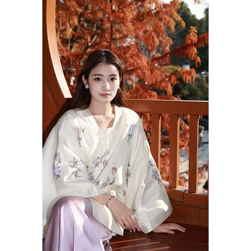 Chinese-Style Printed Jacket for Women - Unique Age-Reducing Design, White National Wind Shirt, Trendy Fashion Top