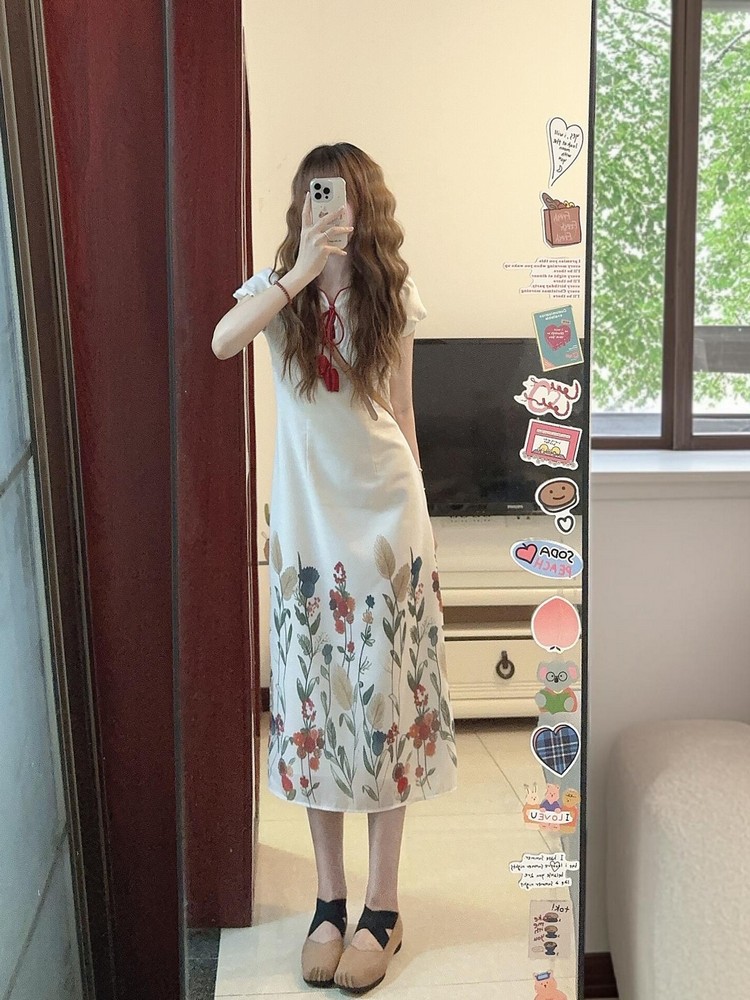 Chinese-Style Qipao Dress for Women, Vintage French Design, Niche Gentle Long Skirt for Summer, Elegant 90s Aesthetic Chinese-Style Qipao Dress for Women, Vintage French Design, Niche Gentle Long Skirt for Summer, Elegant 90s Aesthetic