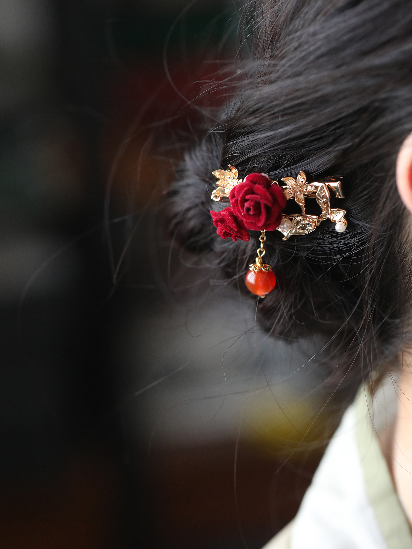 Chinese-Style Red Rose Hairpin for Women - High-End Ancient Design Small Hair Clip for Updos, Decorative Side Clip