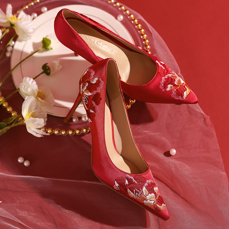 Chinese Style Red Satin Embroidered High Heels - Comfortable Dual-Purpose Wedding Shoes for Brides - Vintage Xiuhe Design