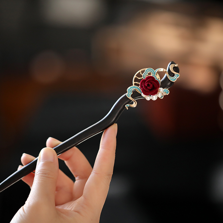 Chinese-Style Retro Hairpin with Camellia and Cloud Design, Wooden Qipao Accessory for Daily Wear