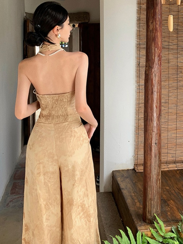 Chinese-Style Retro High-End Summer Two-Piece Suit: Neck-Hanging Top & Wide-Leg Pants Set for Effortless Chic Chinese-Style Retro High-End Summer Two-Piece Suit: Neck-Hanging Top & Wide-Leg Pants Set for Effortless Chic