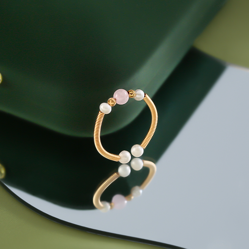 Chinese-Style Strawberry Crystal Pearl Handmade Ring for Women, Adjustable Open Finger Design, Light Luxury High-End Feel Chinese-Style Strawberry Crystal Pearl Handmade Ring for Women, Adjustable Open Finger Design, Light Luxury High-End Feel