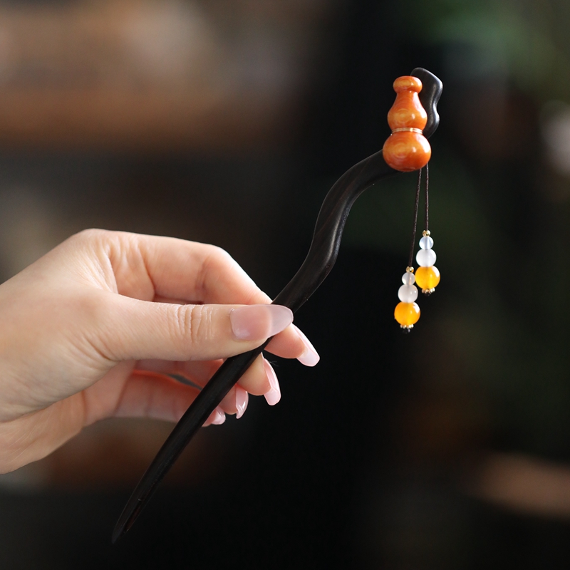 Chinese Style Wooden Hairpin with Gourd Tassel for Girls - Ancient Qipao Updo Accessory, Simple Daily Hanfu Decoration