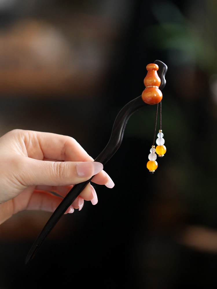 Chinese Style Wooden Hairpin with Gourd Tassel for Girls - Ancient Qipao Updo Accessory, Simple Daily Hanfu Decoration Chinese Style Wooden Hairpin with Gourd Tassel for Girls - Ancient Qipao Updo Accessory, Simple Daily Hanfu Decoration