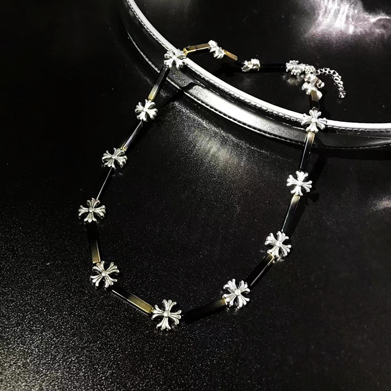 Choker Cross Necklace for Women - Light Luxury High-End Clavicle Chain, Y2K Baddie Subculture Accessory Trend Choker Cross Necklace for Women - Light Luxury High-End Clavicle Chain, Y2K Baddie Subculture Accessory Trend