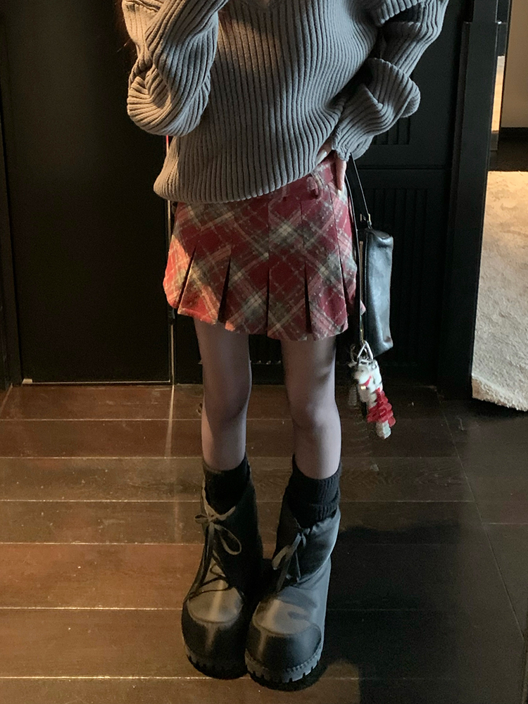 Christmas & New Year Red Plaid Pleated Short Skirt - Women's British College Style 90s Aesthetic Fashion