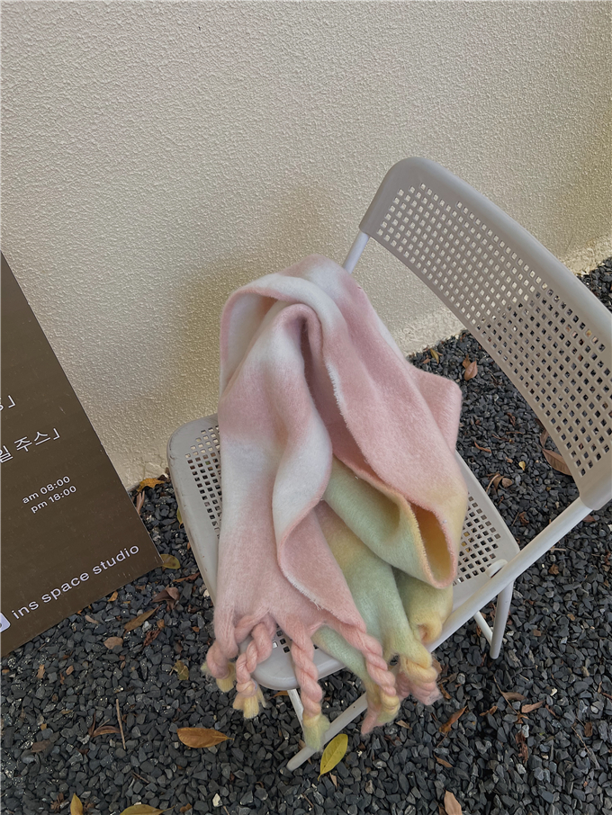 Chunky Braided Gradient Pink Scarf for Women - Oversized Mohair Blend Winter Warm Neck Wrap