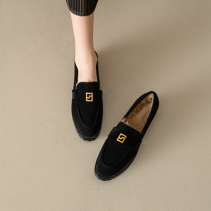 Classic Black Sheepskin Flat Loafers for Women - Square Toe Deep Mouth Design, Perfect for Autumn and Winter Wear Classic Black Sheepskin Flat Loafers for Women - Square Toe Deep Mouth Design, Perfect for Autumn and Winter Wear