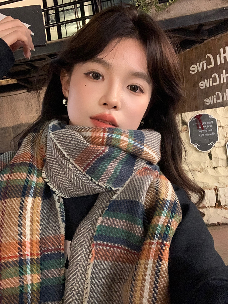 Classic Plaid Scarf for Women - Thick Warm Shawl & Versatile Neck Warmer for Winter 2025, Cozy Layering Essential Classic Plaid Scarf for Women - Thick Warm Shawl & Versatile Neck Warmer for Winter 2025, Cozy Layering Essential