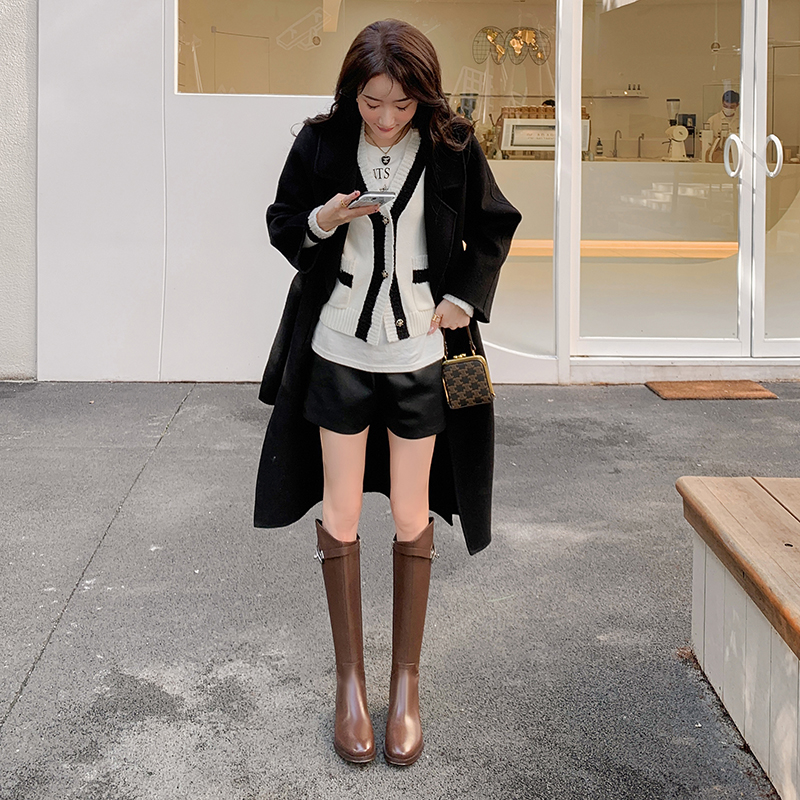 Classic Versatile Flat Genuine Leather Knee-High Riding Boots for Women - Slimming Over-the-Knee Style, Autumn Winter 2025 Fashion Classic Versatile Flat Genuine Leather Knee-High Riding Boots for Women - Slimming Over-the-Knee Style, Autumn Winter 2025 Fashion